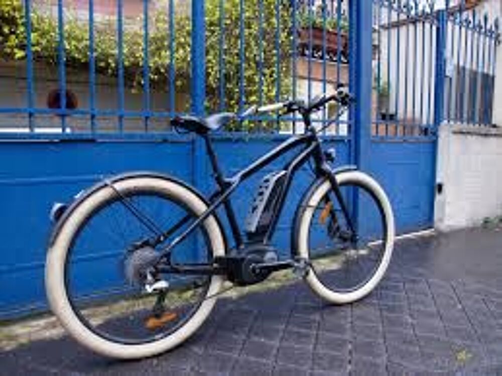 V&eacute;lo electrique Moustache Friday 26 Black 3. Ann&eacute;e 2016
Vélos