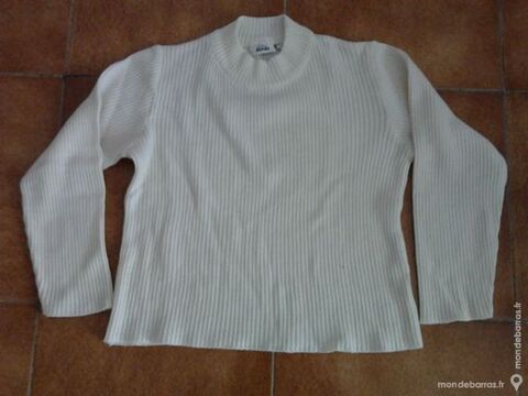 PULL BLANC LAINE - 8 ans_2 5 Les Pennes-Mirabeau (13)