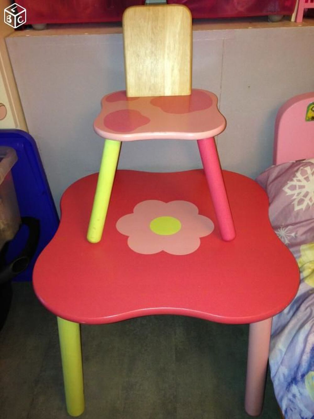 Table et chaise en bois enfant Mobilier enfants