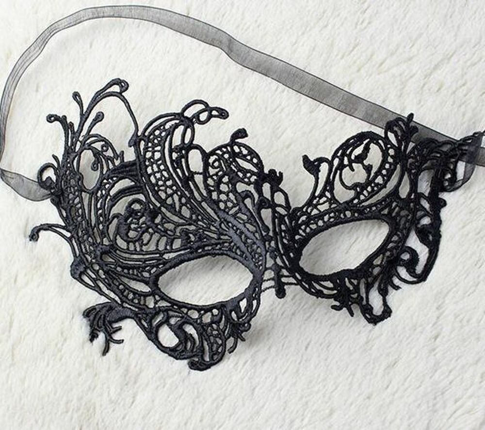 Loup sexy,masque en dentelle Vêtements
