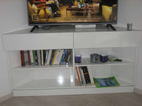 MEUBLE D ANGLE POUR ECRAN PLAT 80 Canet-en-Roussillon (66)