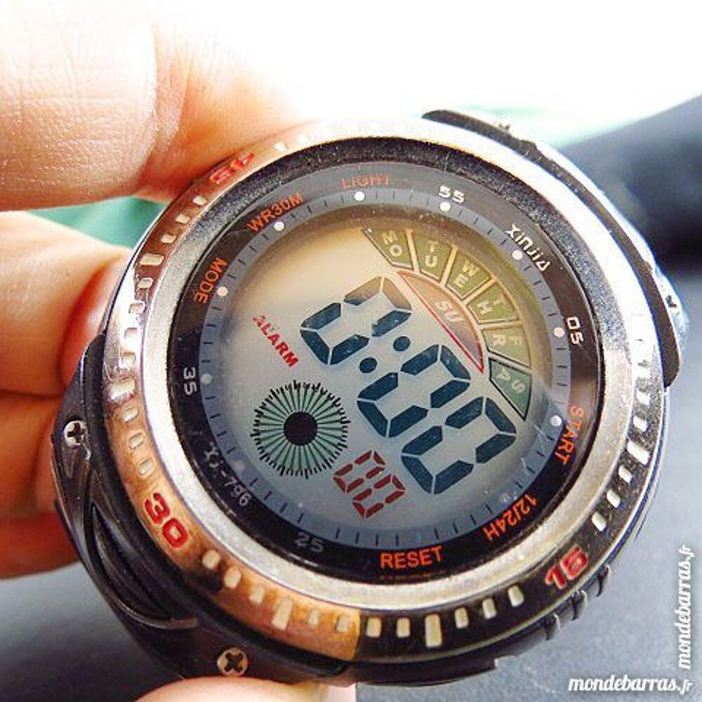 XINJIA LITHIUM montre chrono 1/100&egrave;me JUMBO DIV027 Bijoux et montres