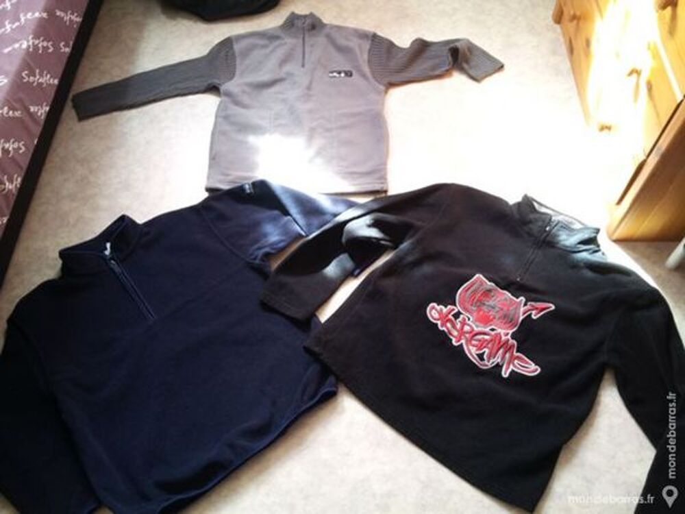 lot de pull polaire et gilet enfants Vêtements enfants