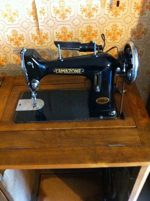 Machine  coudre Amazone 160 Castres (81)