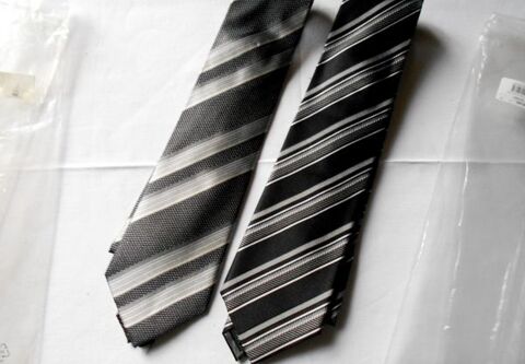 cravate de marque Ted Lapidus 100% soie (l'unit) 35 Monflanquin (47)