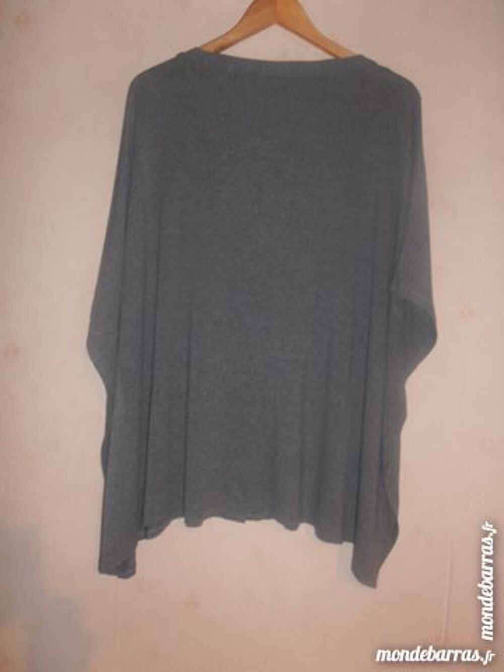 Gilet carr&eacute; gris Vêtements