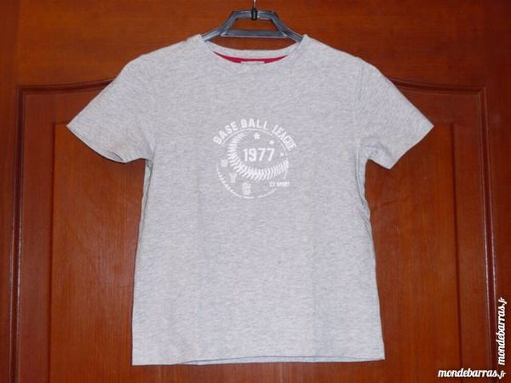 TEE-SHIRT CYRILLUS 8 ANS Vêtements enfants