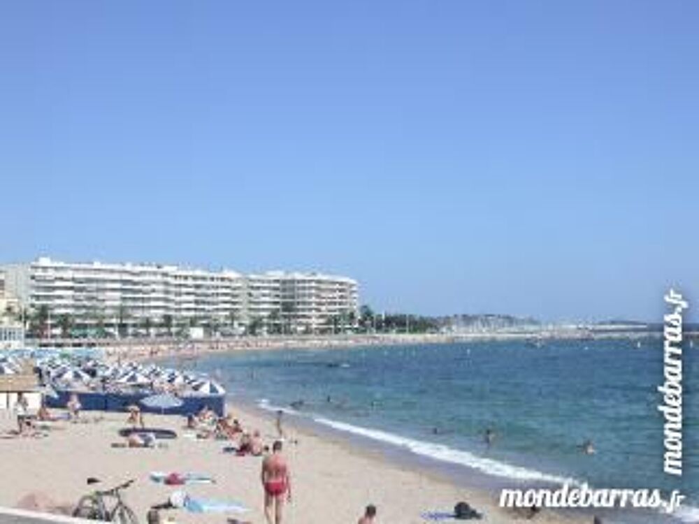  GRAND STUDIO CABINE 100 METRES DE LA PLAGE Provence-Alpes-Côte d'Azur, Saint-Raphaël (83700)