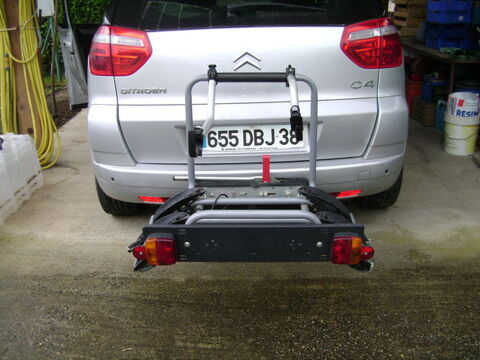 vend porte 3 vlos  fixation crochet d'attelage 150 Chantesse (38)