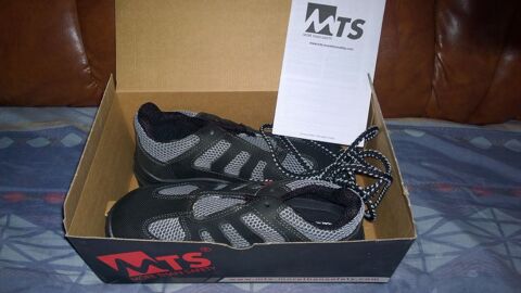 Chaussure de scurit Haute et basse 25 Sainte-Terre (33)