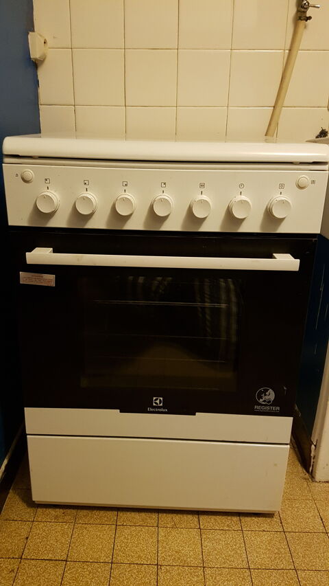 Vend Gazinire Electrolux 4 brleurs 280 Aix-en-Provence (13)