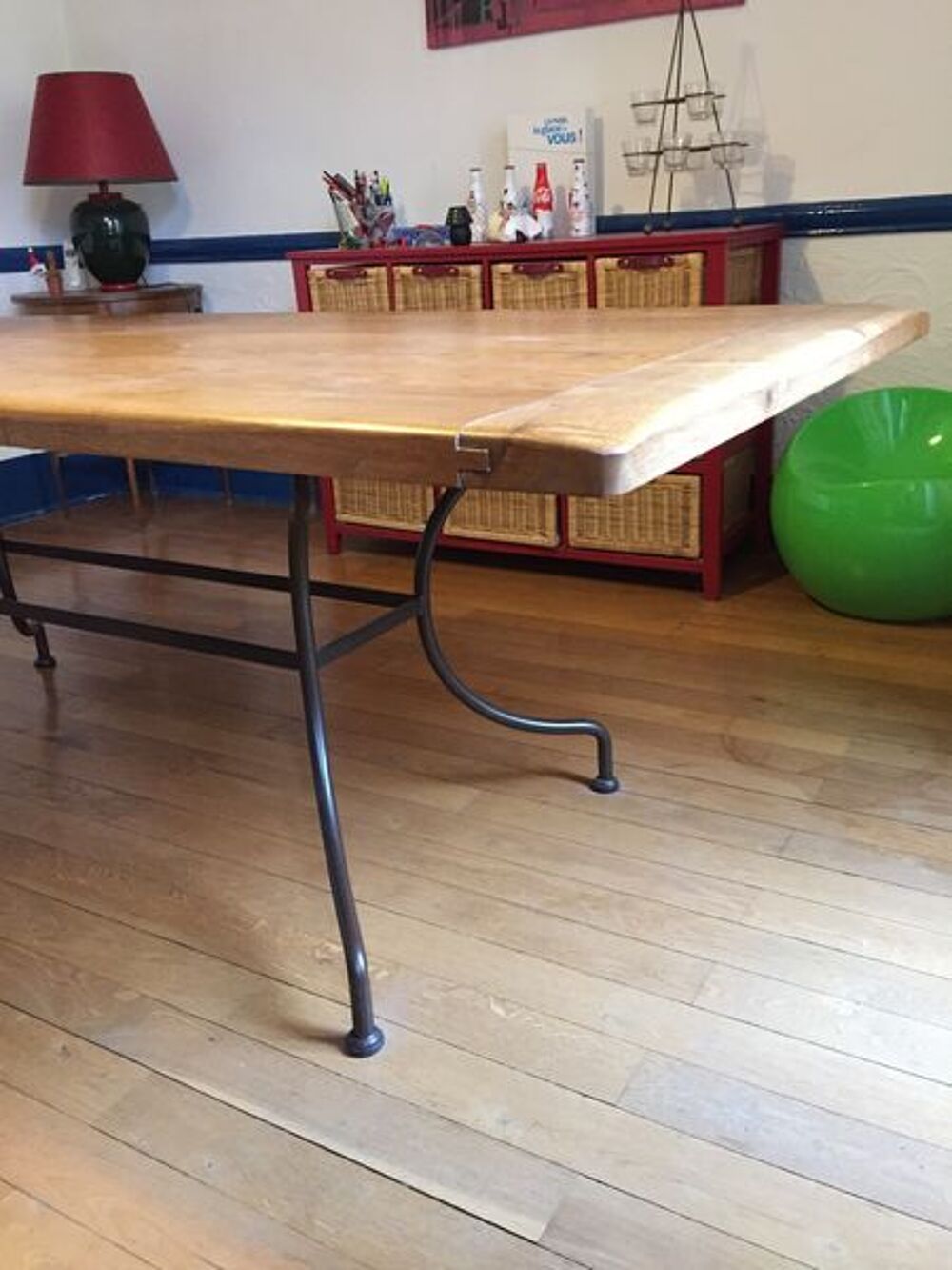 Table ch&ecirc;ne et fer forg&eacute; Meubles