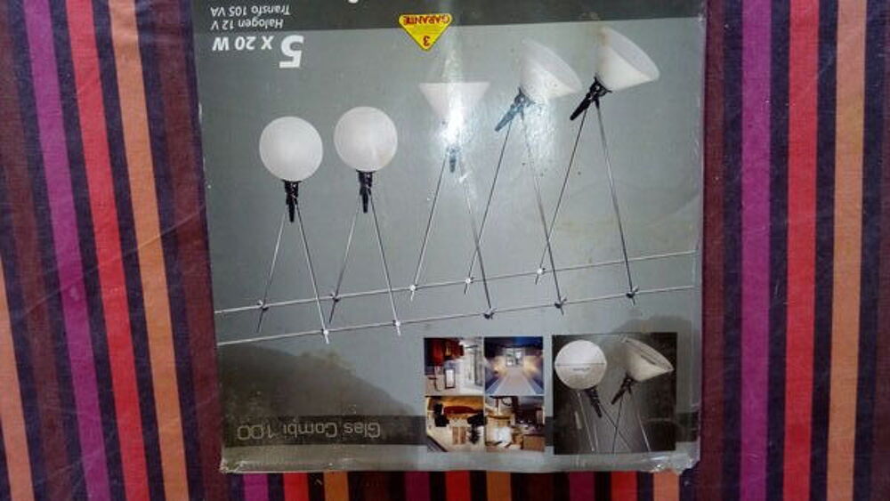 plusieurs kits de spots sur cable Décoration