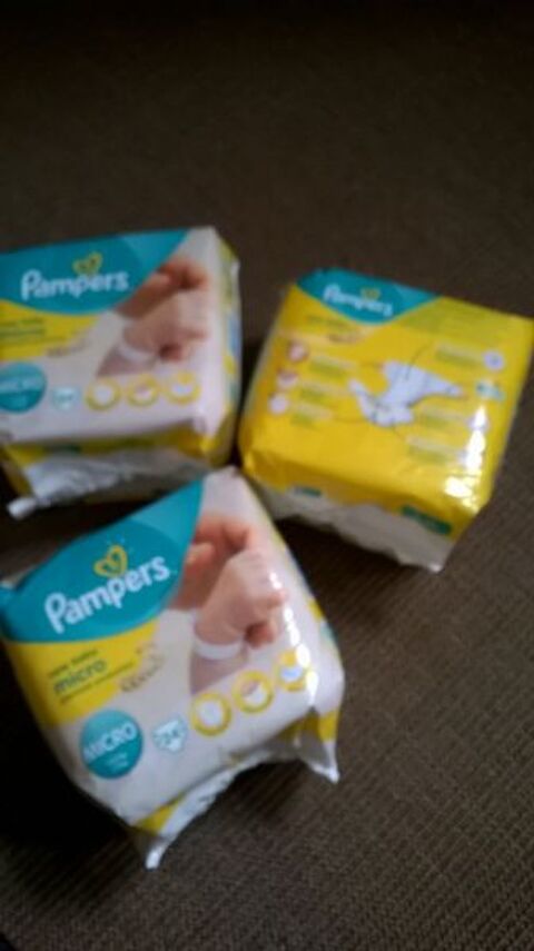 couche pampers micro taille 0 20 Saint-tienne-de-Montluc (44)