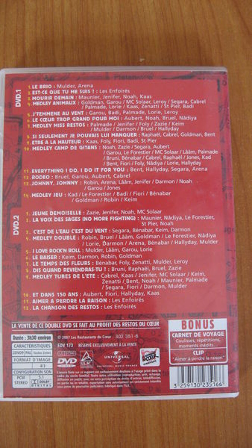 les enfoir&eacute;s DVD et blu-ray