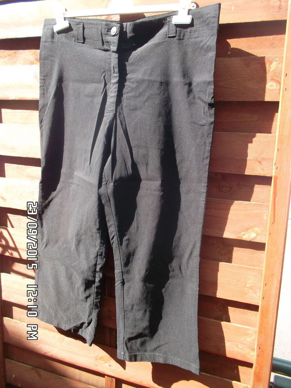PANTACOURT NOIR T.48*JUSTE 2E*KIKI60230 Vêtements