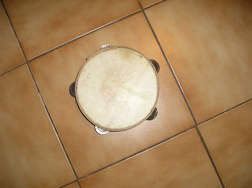 V&eacute;ritable ancien tambourin catalan
