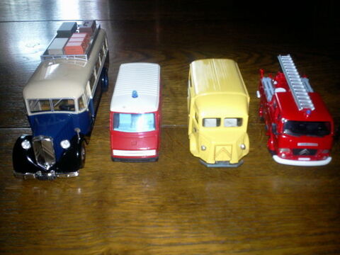 vehicules 1/43 10 Hricourt (70)