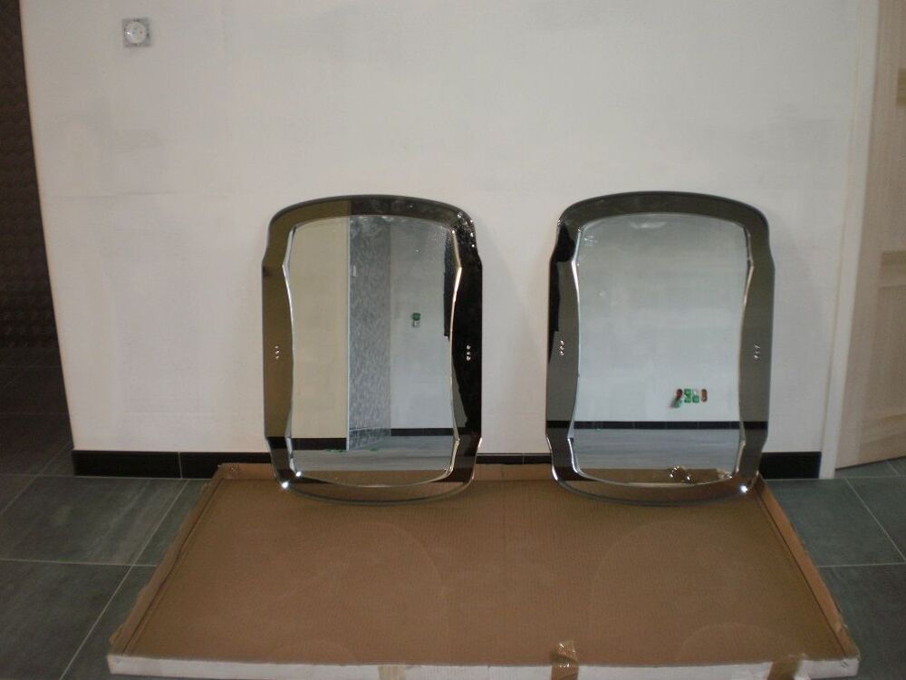 LOT DE DEUX MIROIRS : 40 euros Décoration