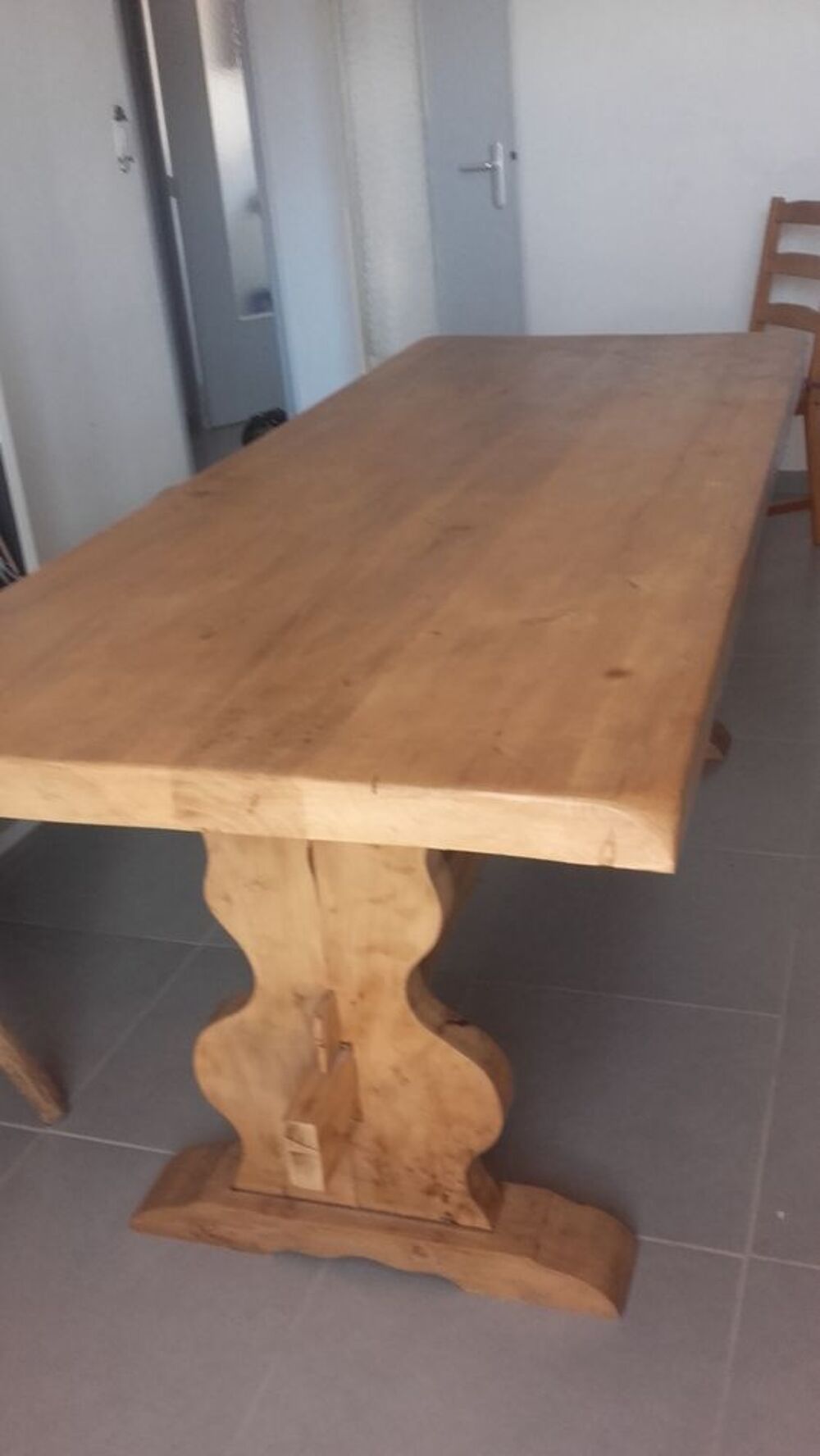 Table monast&egrave;re Meubles