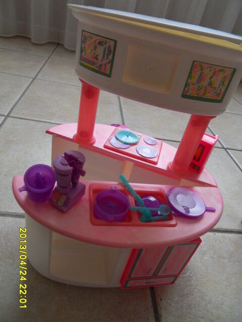 Petite cuisine 4 Montvrain (77)