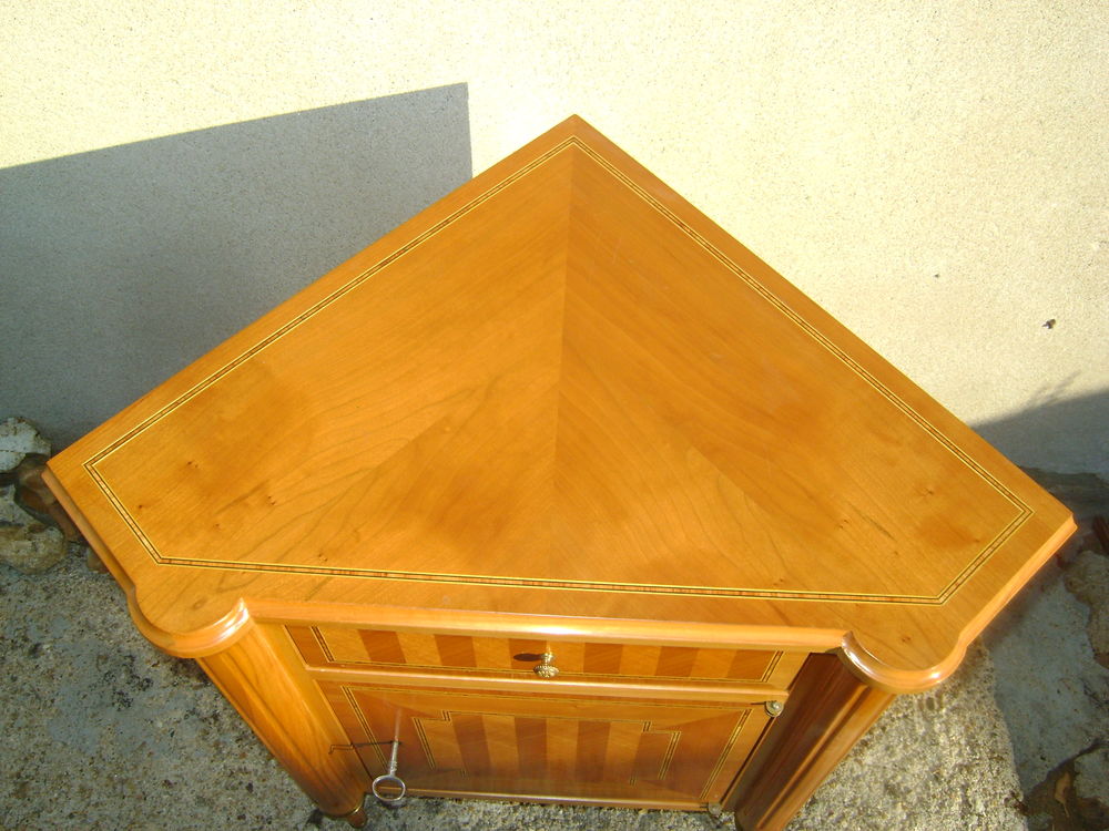 Encoignure Style Louis XVI Meubles