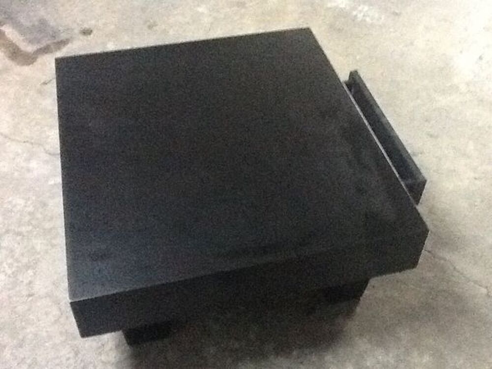 Table basse futon noire Meubles