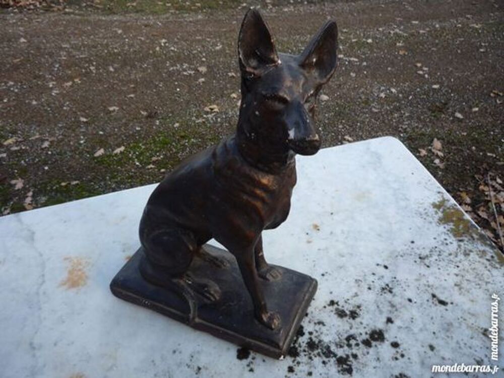Chien en pl&acirc;tre/moulage/statue Décoration