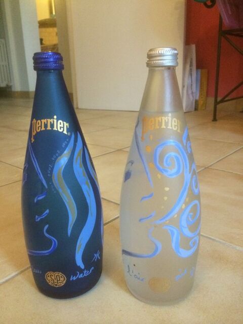 Bouteilles Perrier de collection 10 Nimes (30)