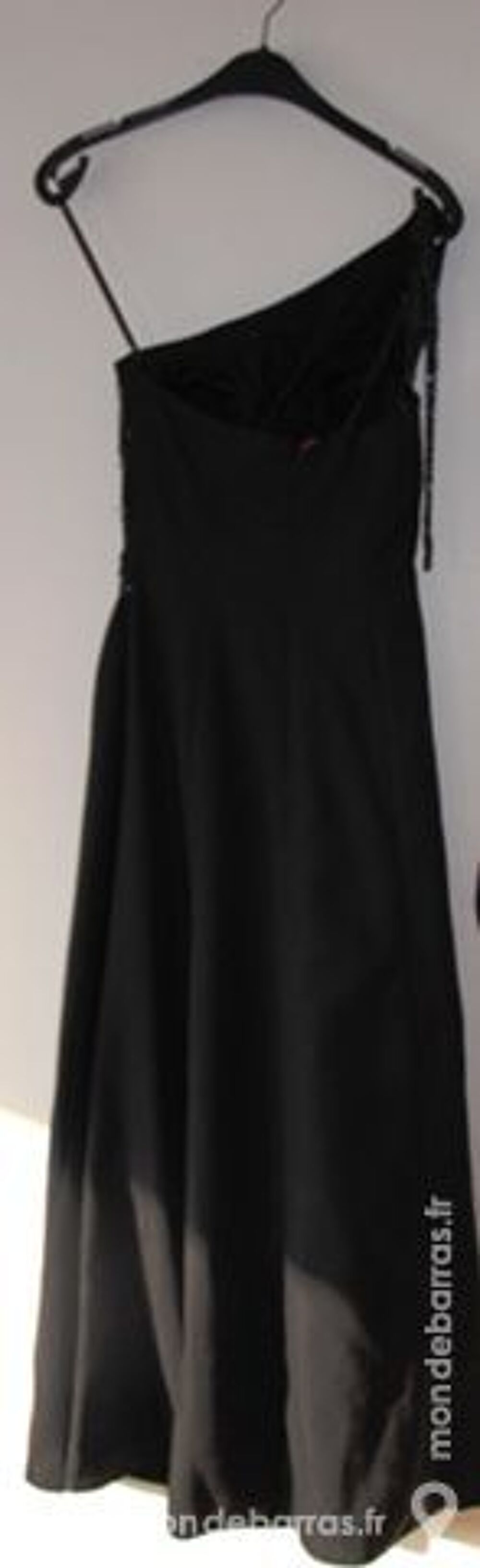 ROBE LONGUE T 36 Vêtements