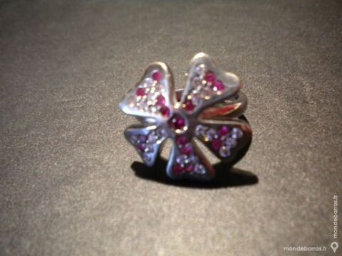 BAGUE  Fleur  Ins 39 Dammarie-les-Lys (77)