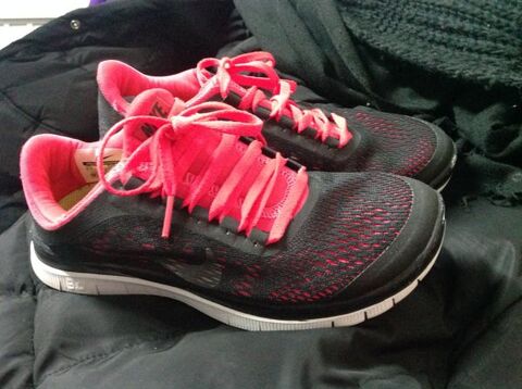 Nike femme 25 Villepreux (78)