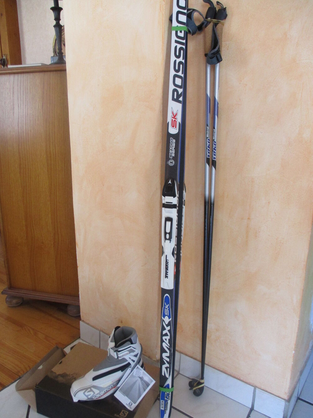 skis rossignol , chaussures salomon, b&acirc;tons pour skeeting
Sports