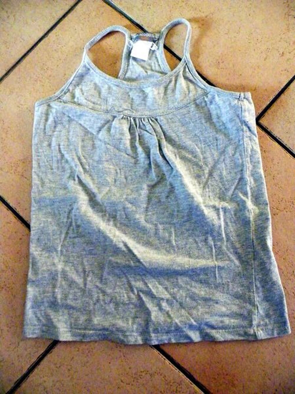 t shirt gris 10 ans Vêtements enfants