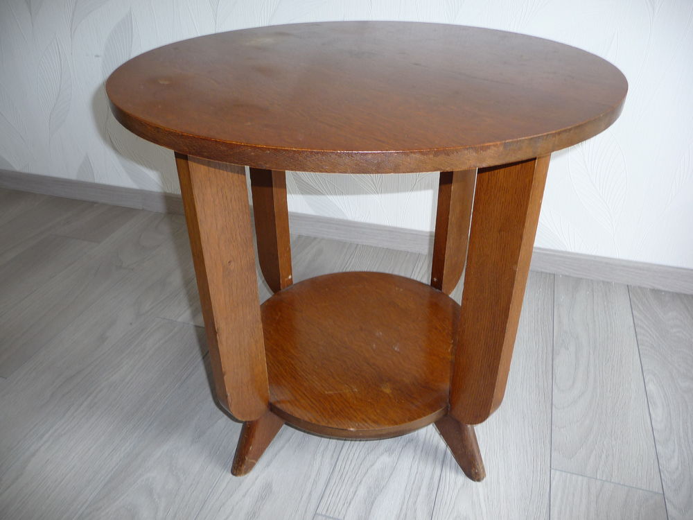 Table basse ancienne ronde en bois
Meubles