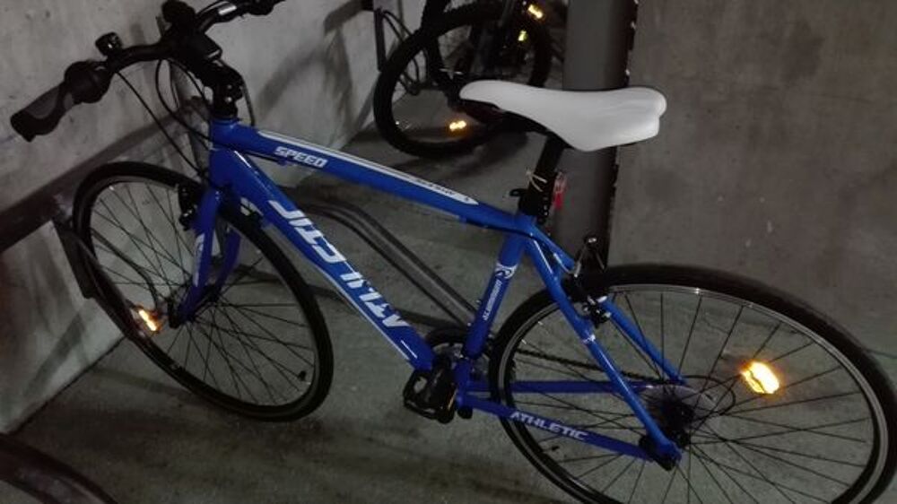 V&eacute;lo route neuf Vélos