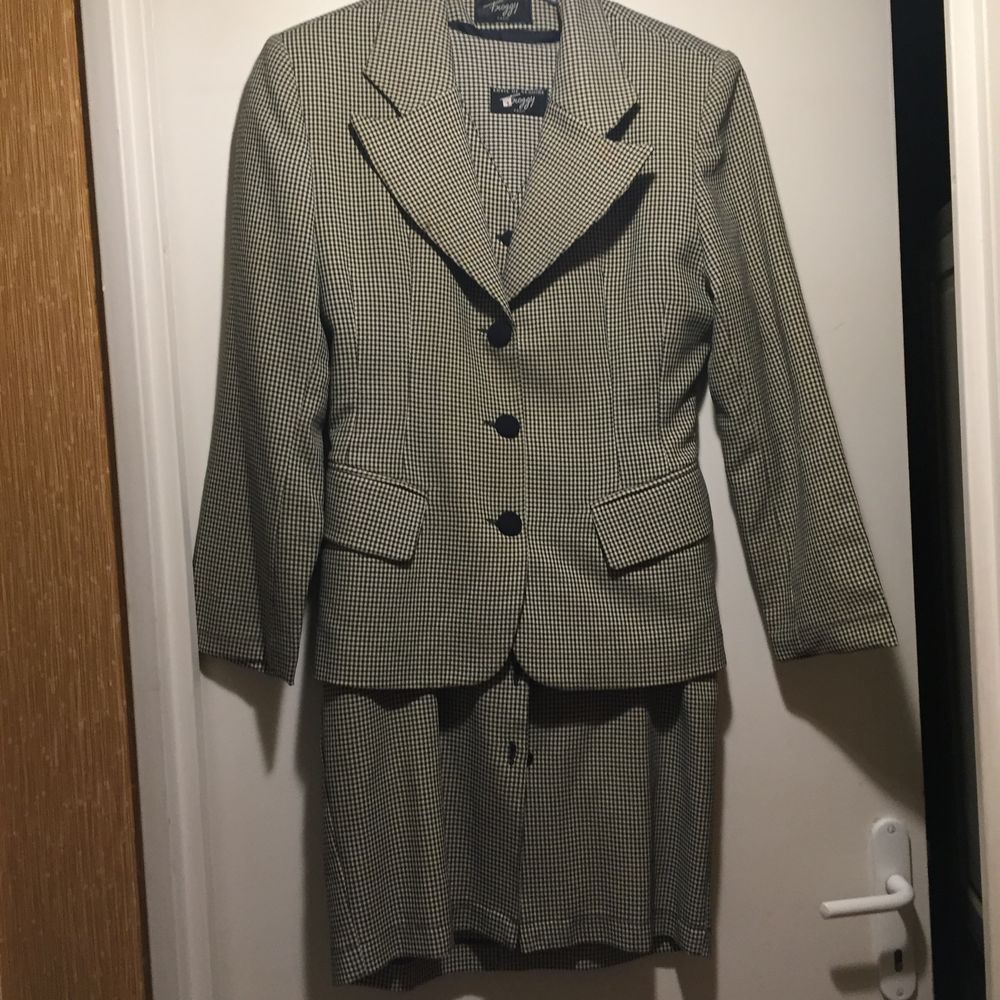 TAILLEUR 2 PIECES PIED DE POULE T. 38/40 Vêtements