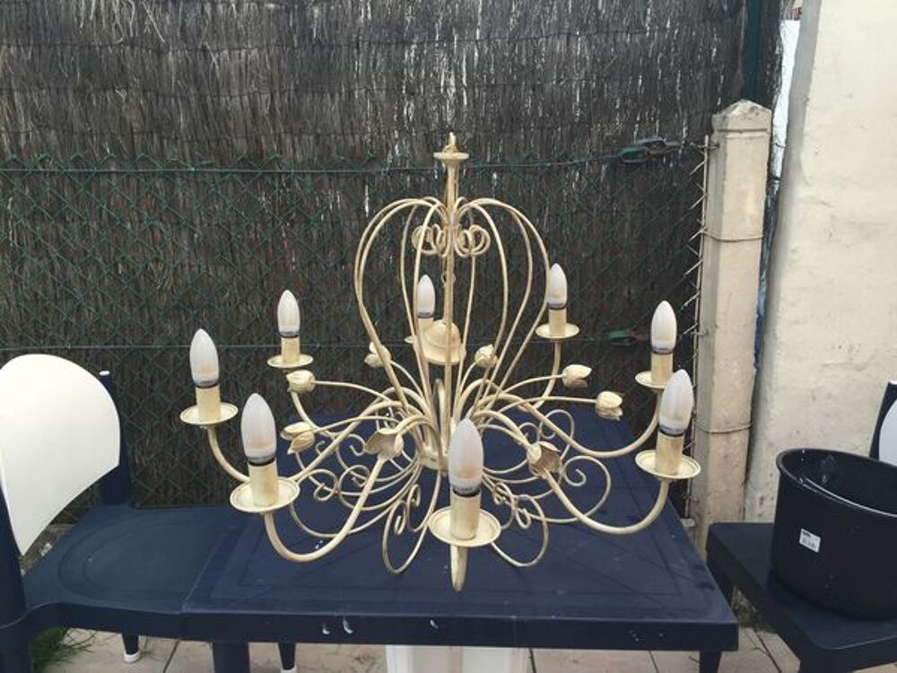 lustre Meubles