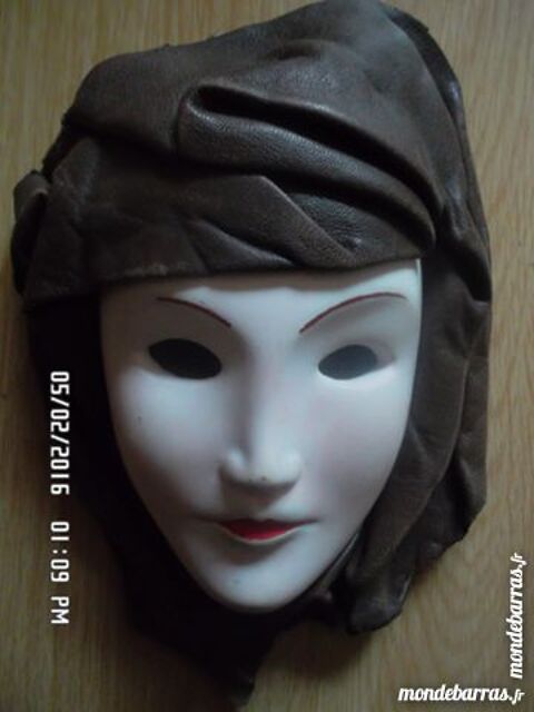 MASQUE DECORATIF 3 Chambly (60)