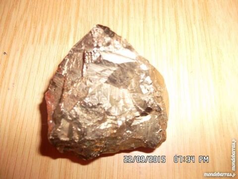 pierre couleur dor�e*juste 2e*kiki60230 2 Chambly (60)