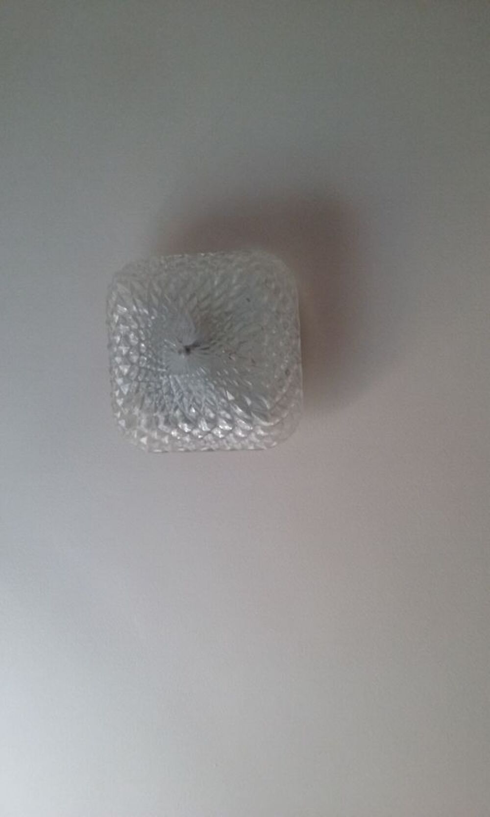 plafonnier carr&eacute; en verre Electroménager