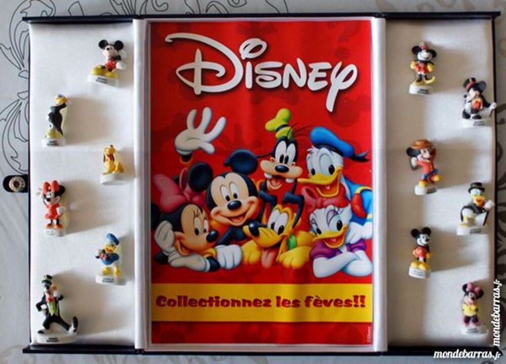 F&egrave;ves Disney Collector en porcelaine 