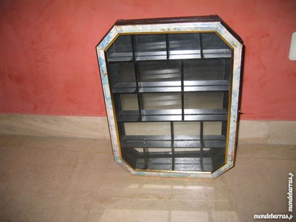 petite vitrine miroir Décoration