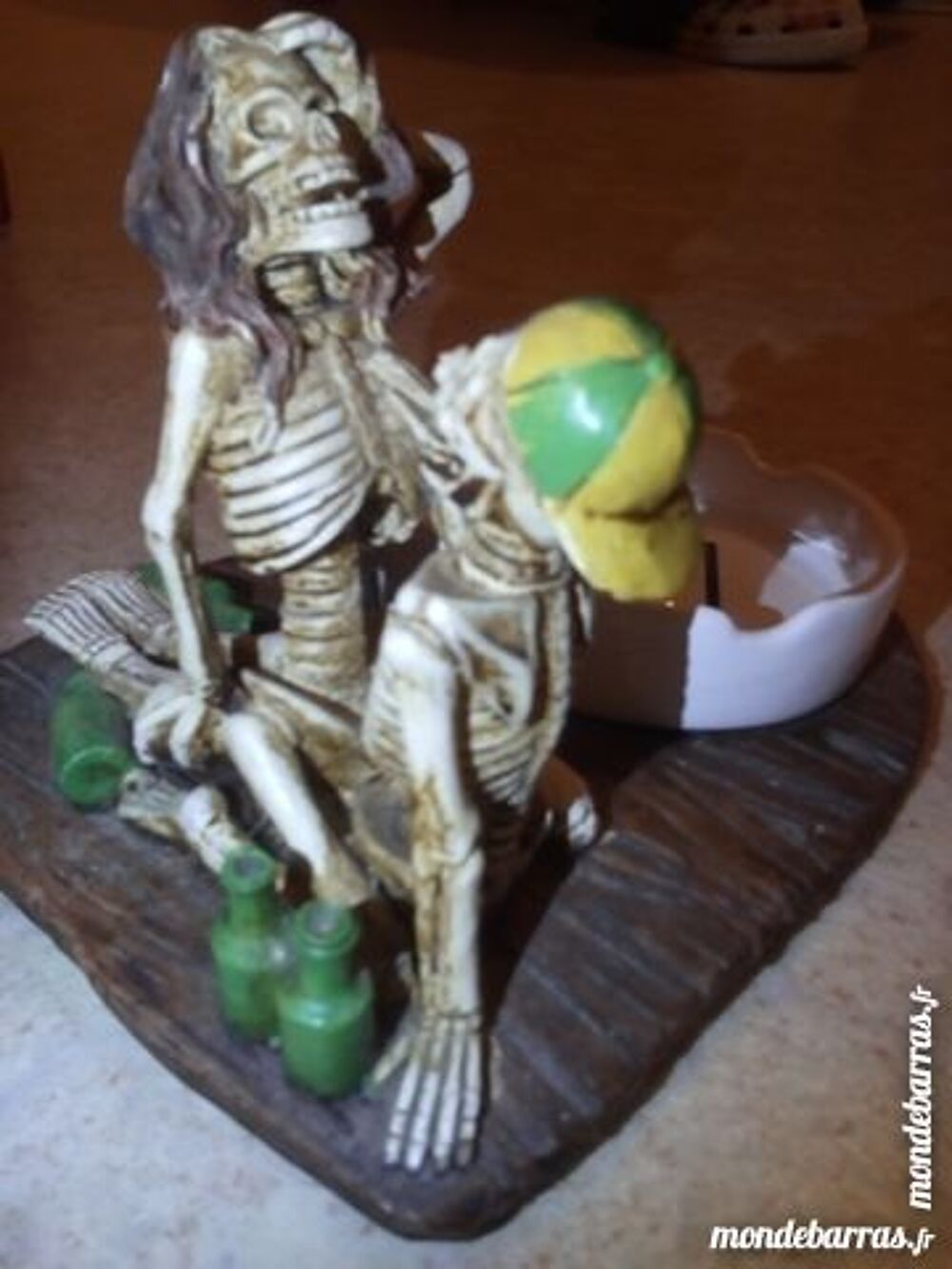 figurine cendrier rasta squelette 