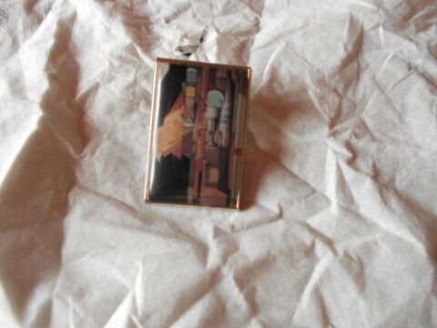 pin's NIVEA CREME une oeuvre deJUAN GRIS 12 Montauban (82)