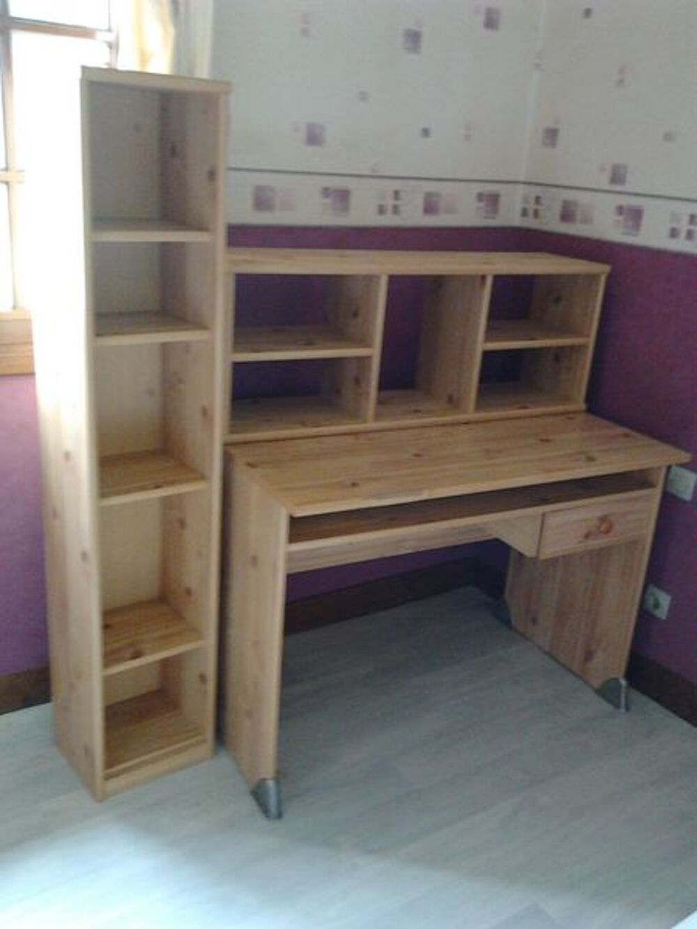 bureau avec &eacute;tag&egrave;res Meubles
