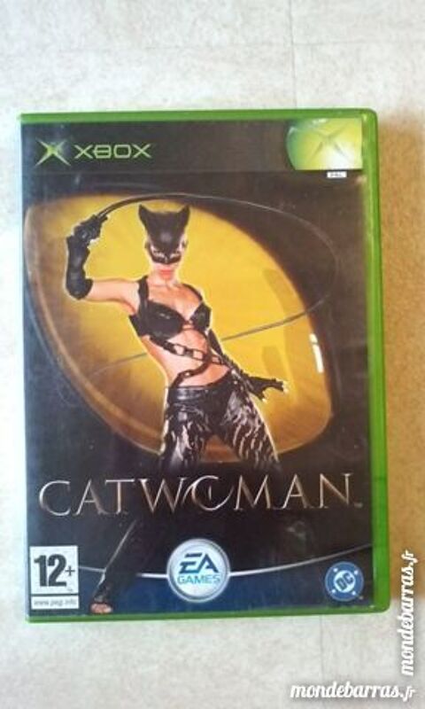 CATWOMAN (12+) XBOX 16 Brignoles (83)