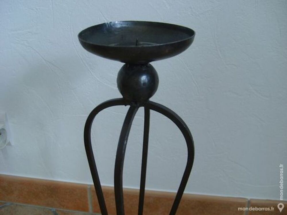 Haut bougeoir en fer forg&eacute; Décoration