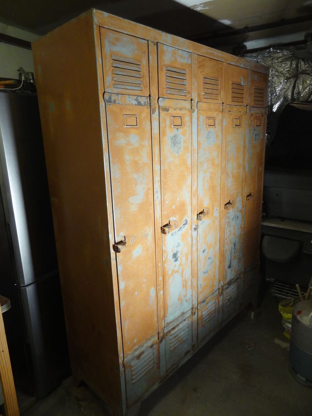 Armoire industriel m&eacute;tal 5 portes "RARE" Meubles