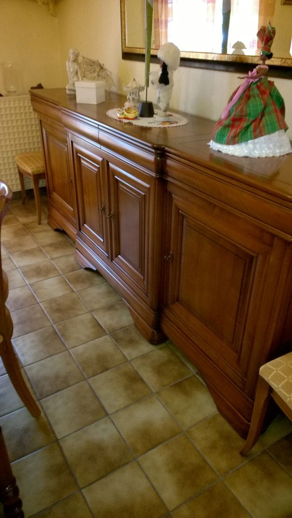 Salle &agrave; manger Meubles
